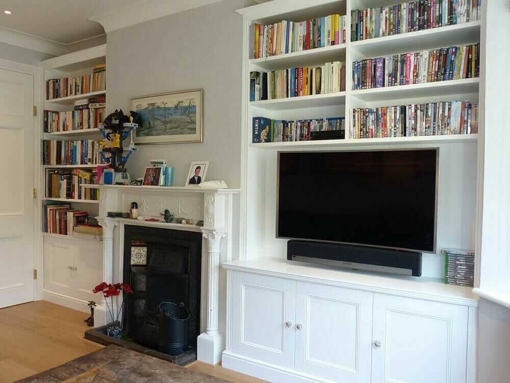 Traditional fitted alcove furniture