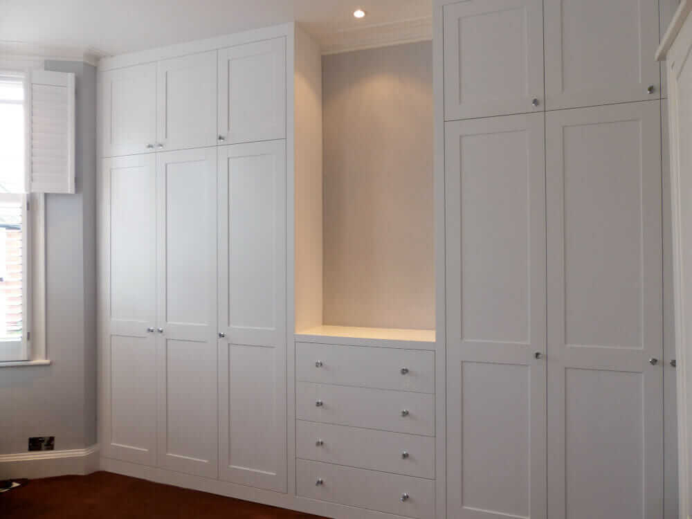 Shaker Style Fitted Wardrobe