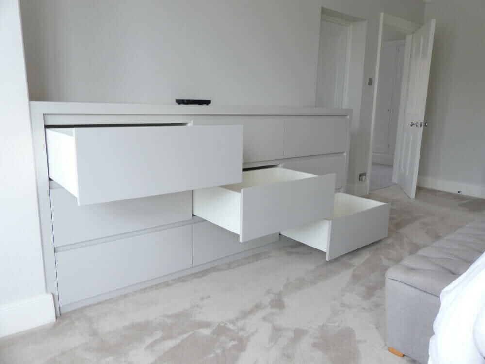 Contemporary Fitted Wardrobes