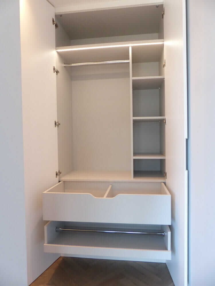 Contemporary Fitted Wardrobes