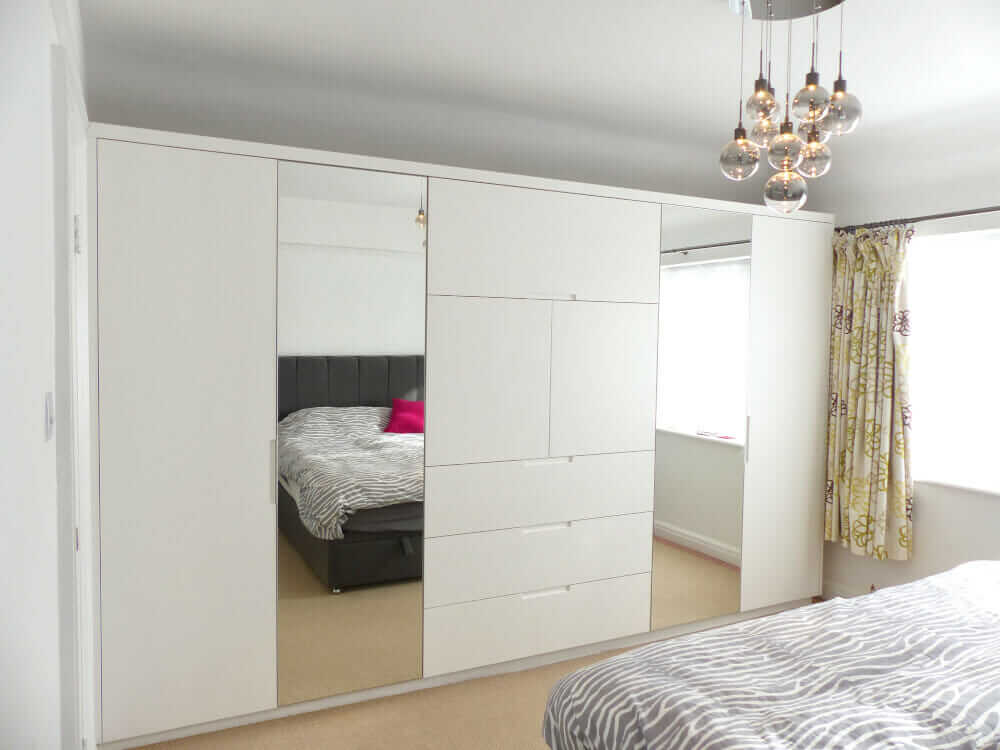 Contemporary Fitted Wardrobes