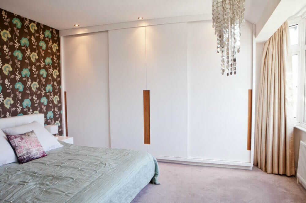 Fitted wardrobe sliding doors