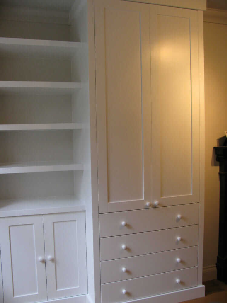 Shaker Style Fitted Wardrobe