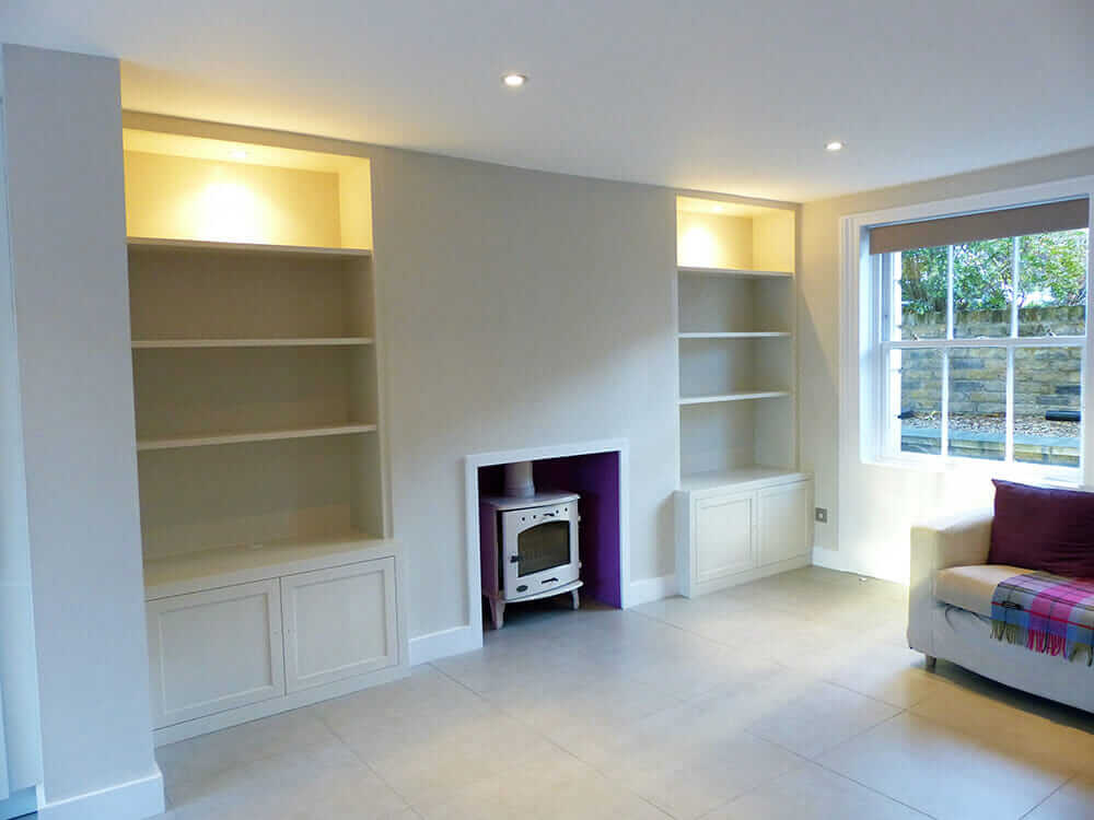 Shaker style fitted alcove furniture