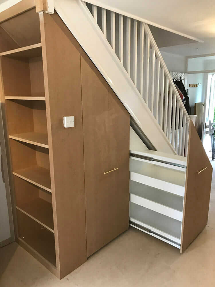 https://www.formcreations.co.uk/wp-content/uploads/2019/01/Form-Creations-Under-stair-storage-10.jpg